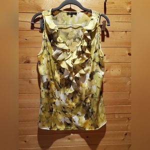 Sleeveless blouse